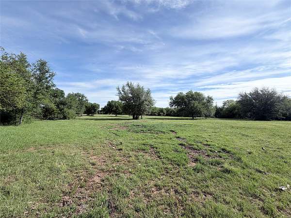 3.26 Acres of Land for Sale in Whitney, Texas