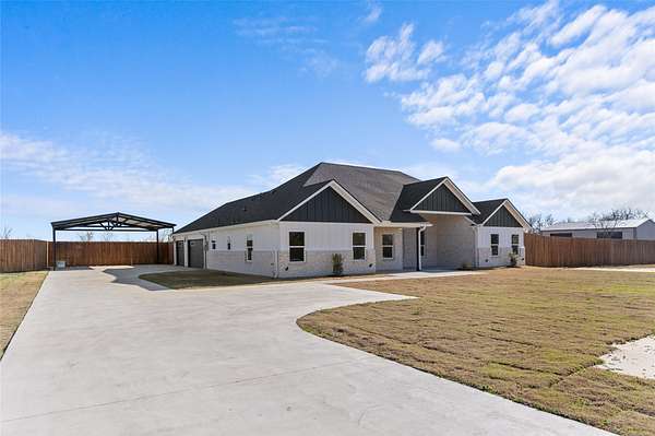 1.6 Acres of Land with Home for Sale in Greenville, Texas