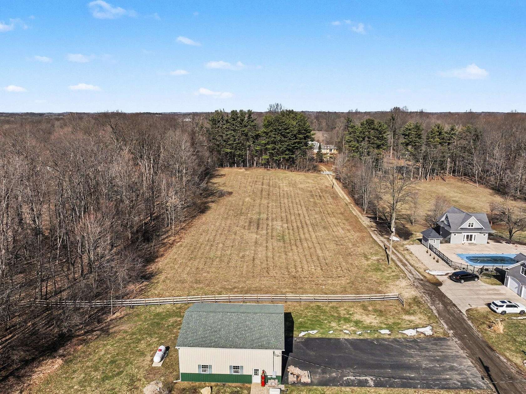 2.53 Acres of Residential Land for Sale in Buchanan, Michigan