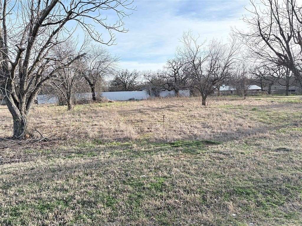 1.28 Acres of Residential Land for Sale in Mineral Wells, Texas
