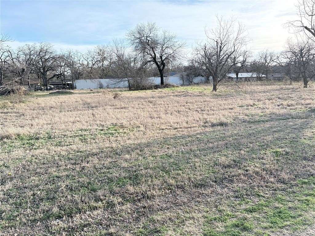 1.28 Acres of Residential Land for Sale in Mineral Wells, Texas