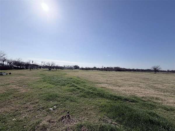 1 Acre of Residential Land for Sale in Whitney, Texas