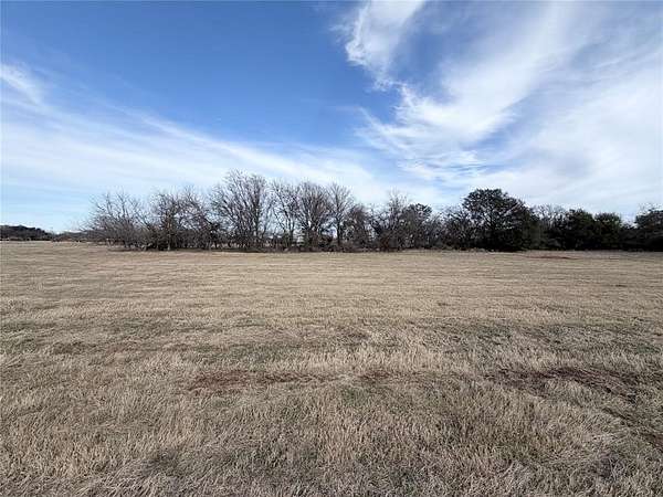 1 Acre of Residential Land for Sale in Whitney, Texas