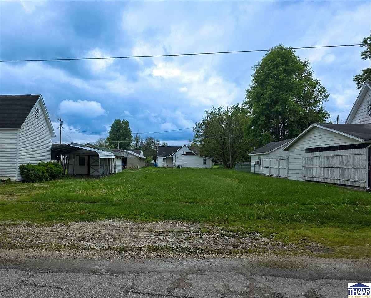 0.14 Acres of Residential Land for Sale in Linton, Indiana