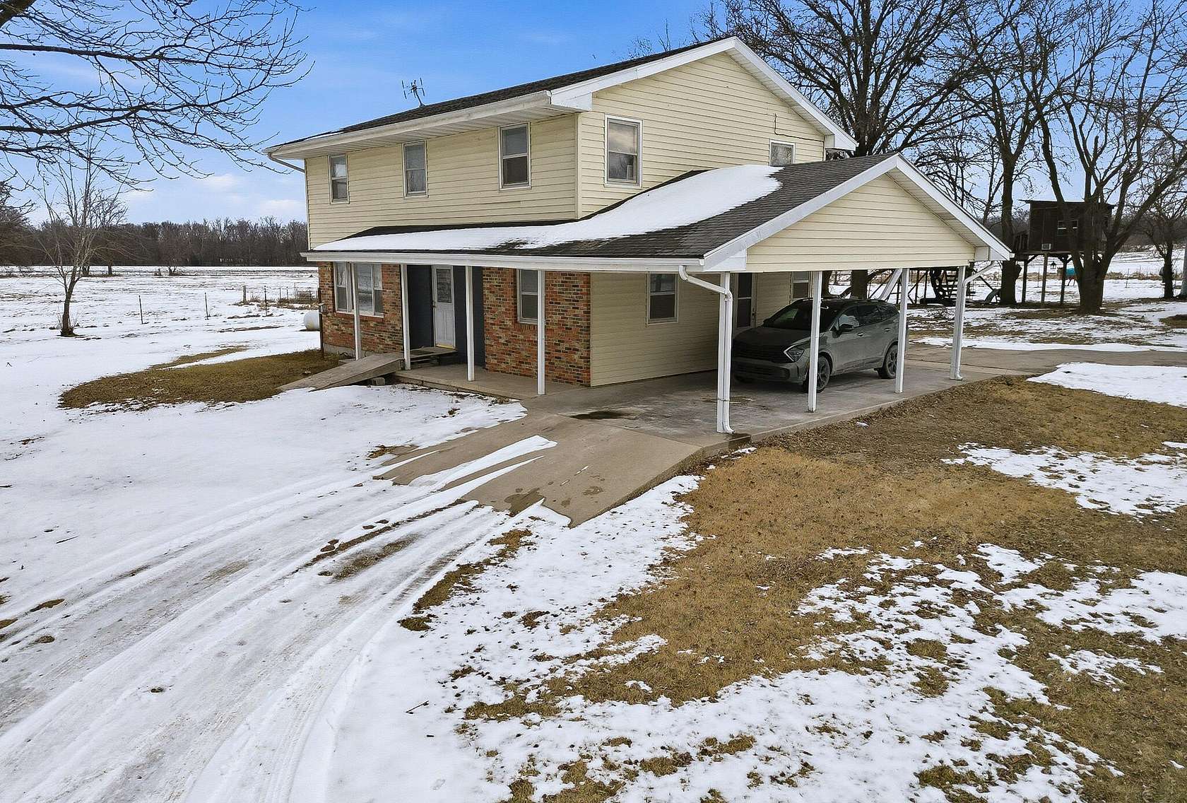 7.3 Acres of Land with Home for Sale in Mexico, Missouri