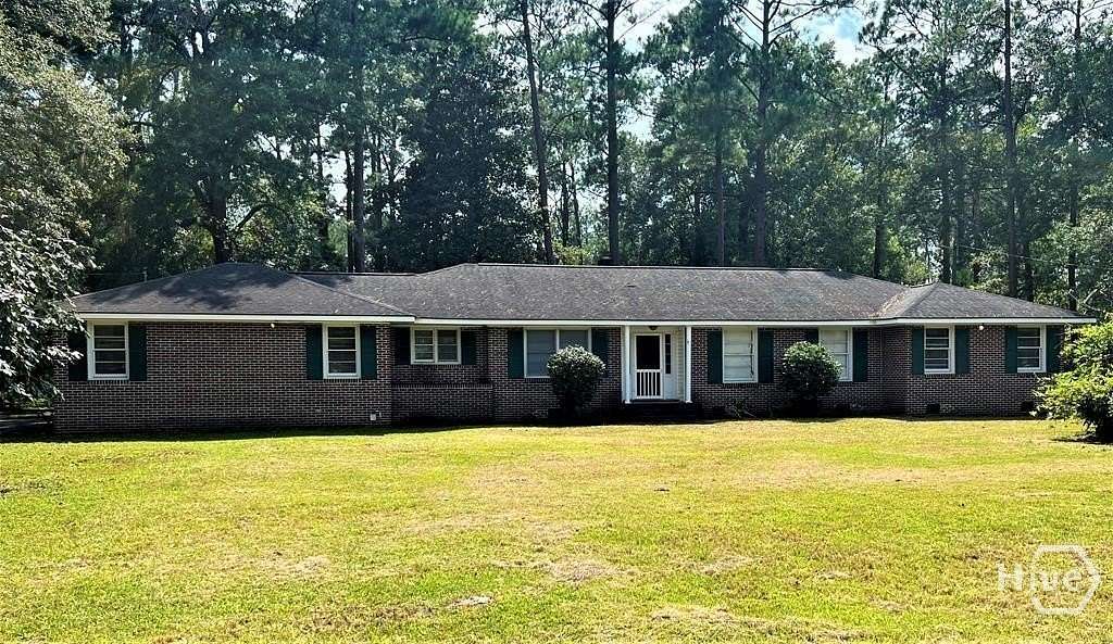 2.52 Acres of Land with Home for Sale in Ludowici, Georgia