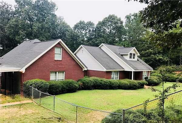 7.63 Acres of Land with Home for Sale in Valley, Alabama
