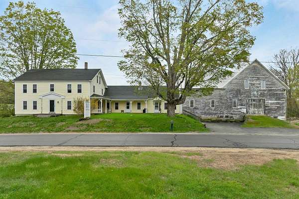 4 Acres of Mixed-Use Land for Sale in Pittsfield, New Hampshire