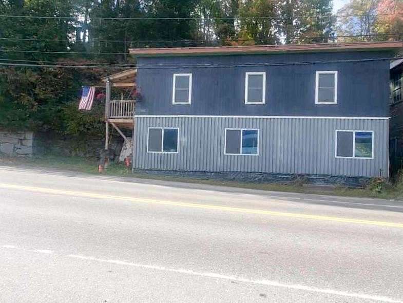 0.13 Acres of Mixed-Use Land for Sale in Hardwick, Vermont