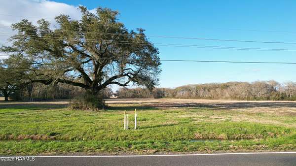 6.16 Acres of Residential Land for Sale in Youngsville, Louisiana
