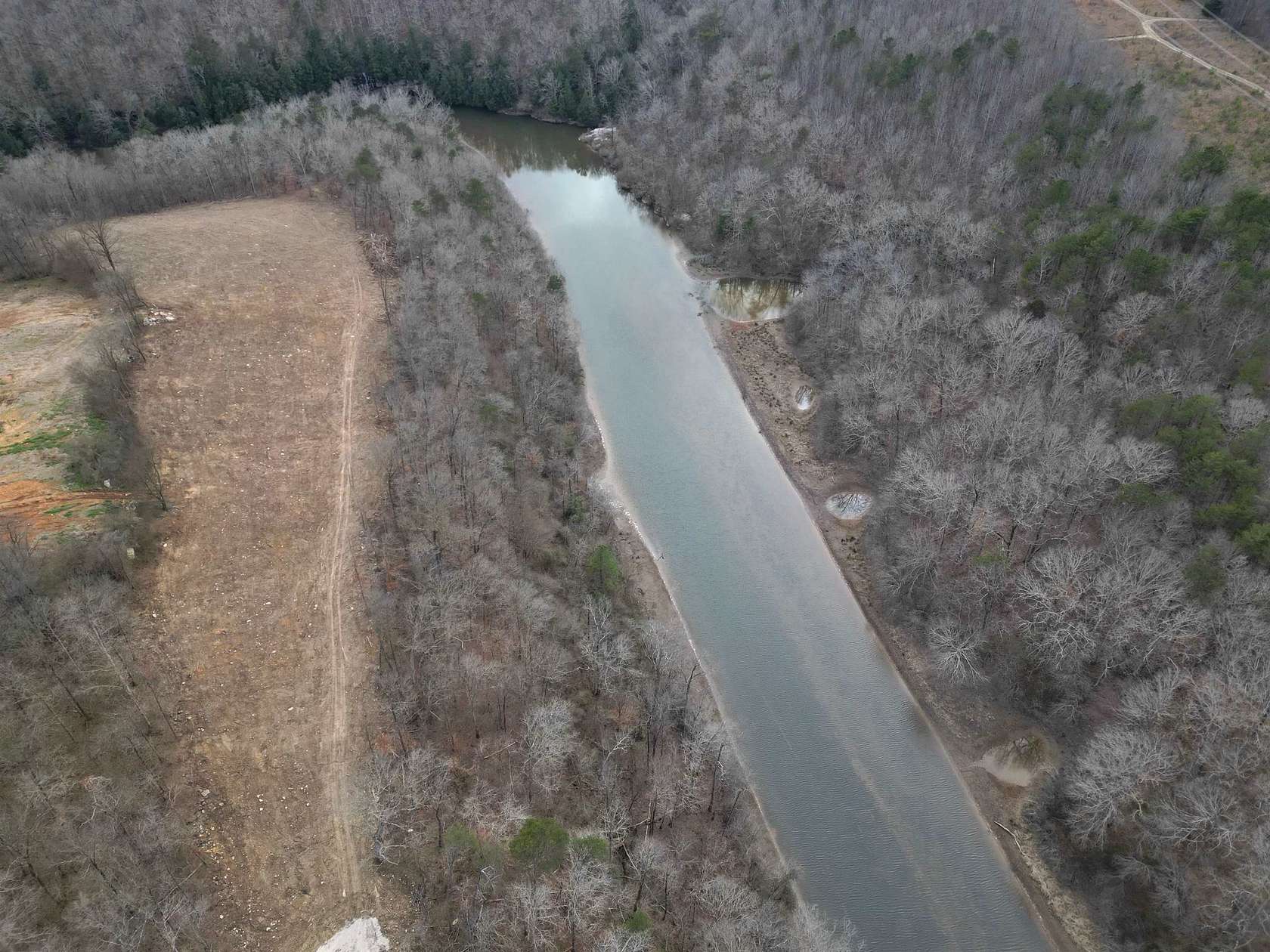 7 Acres of Residential Land for Sale in Phil Campbell, Alabama