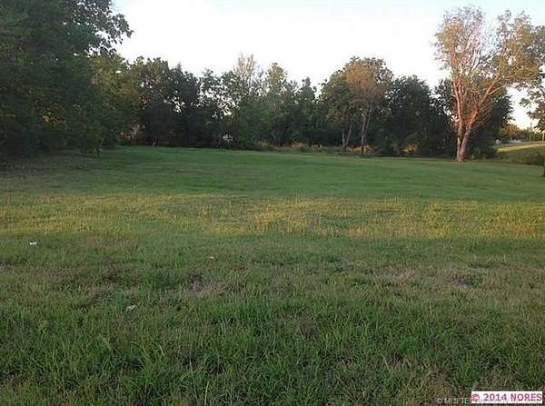 0.6 Acres of Commercial Land for Sale in Tulsa, Oklahoma