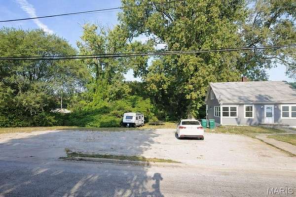 0.18 Acres of Residential Land for Sale in Sauget, Illinois