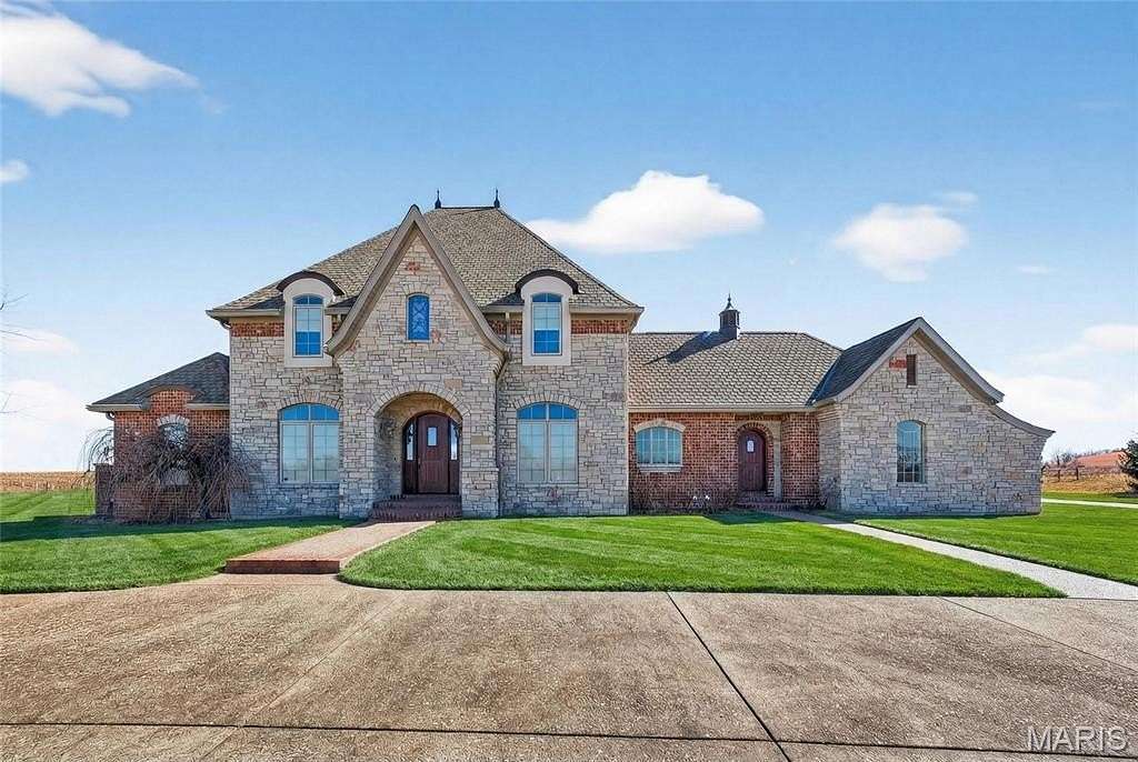 21 Acres of Land with Home for Sale in Elsberry, Missouri