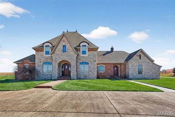 21 Acres of Land with Home for Sale in Elsberry, Missouri