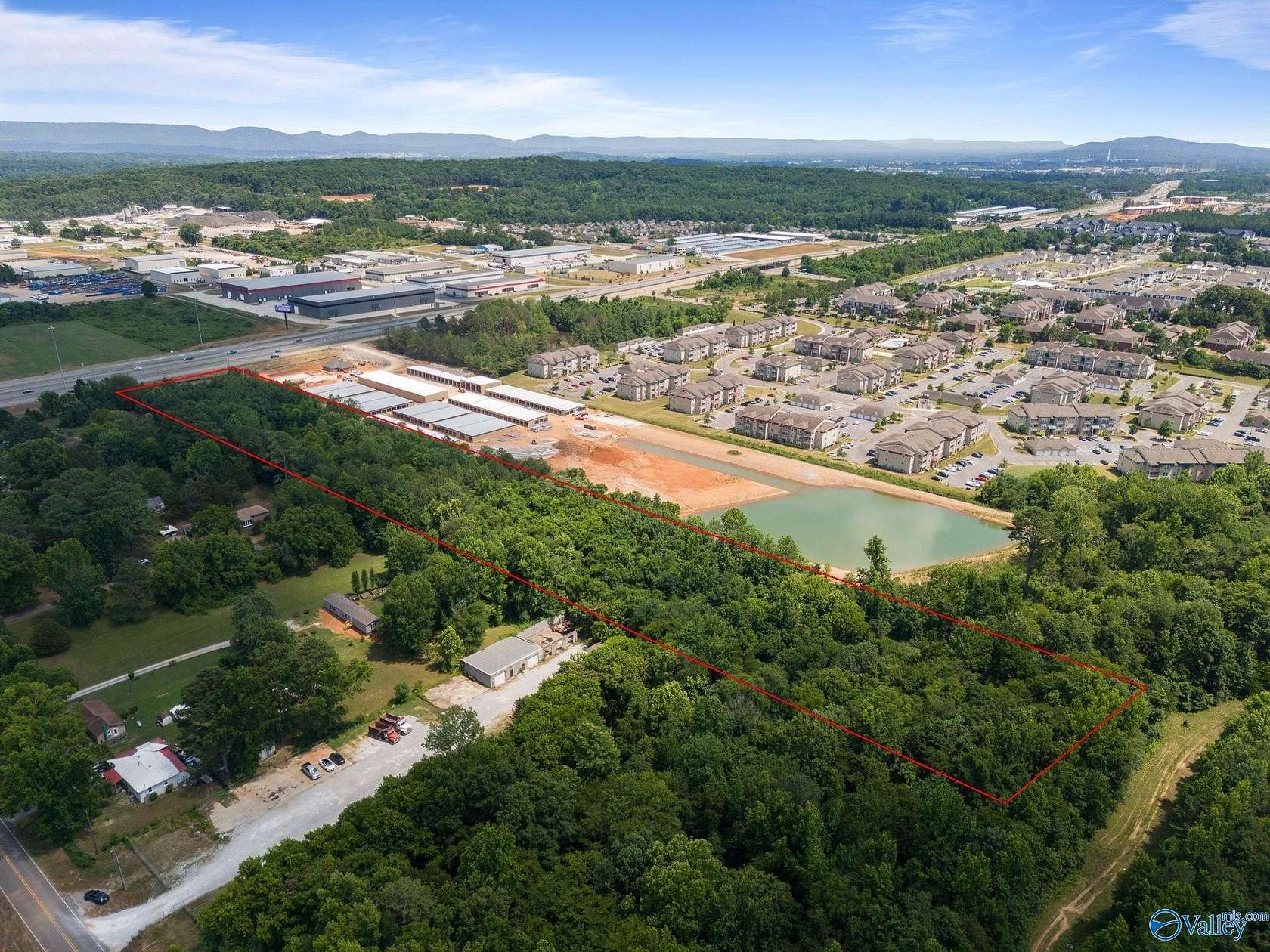 9 Acres of Commercial Land for Sale in Huntsville, Alabama
