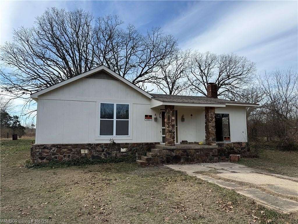 6 Acres of Land with Home for Sale in Alma, Arkansas