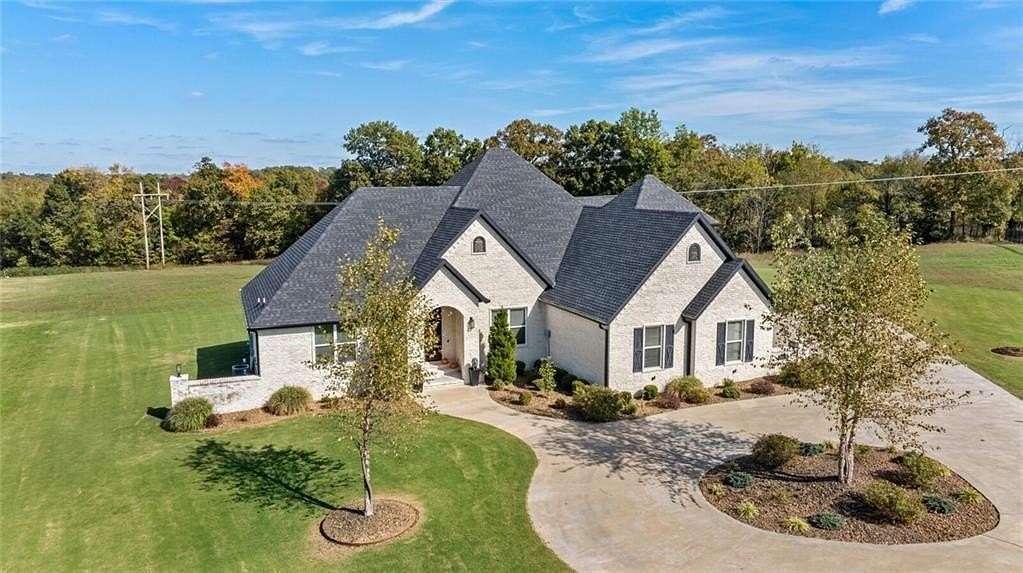 2.82 Acres of Land with Home for Sale in Springdale, Arkansas