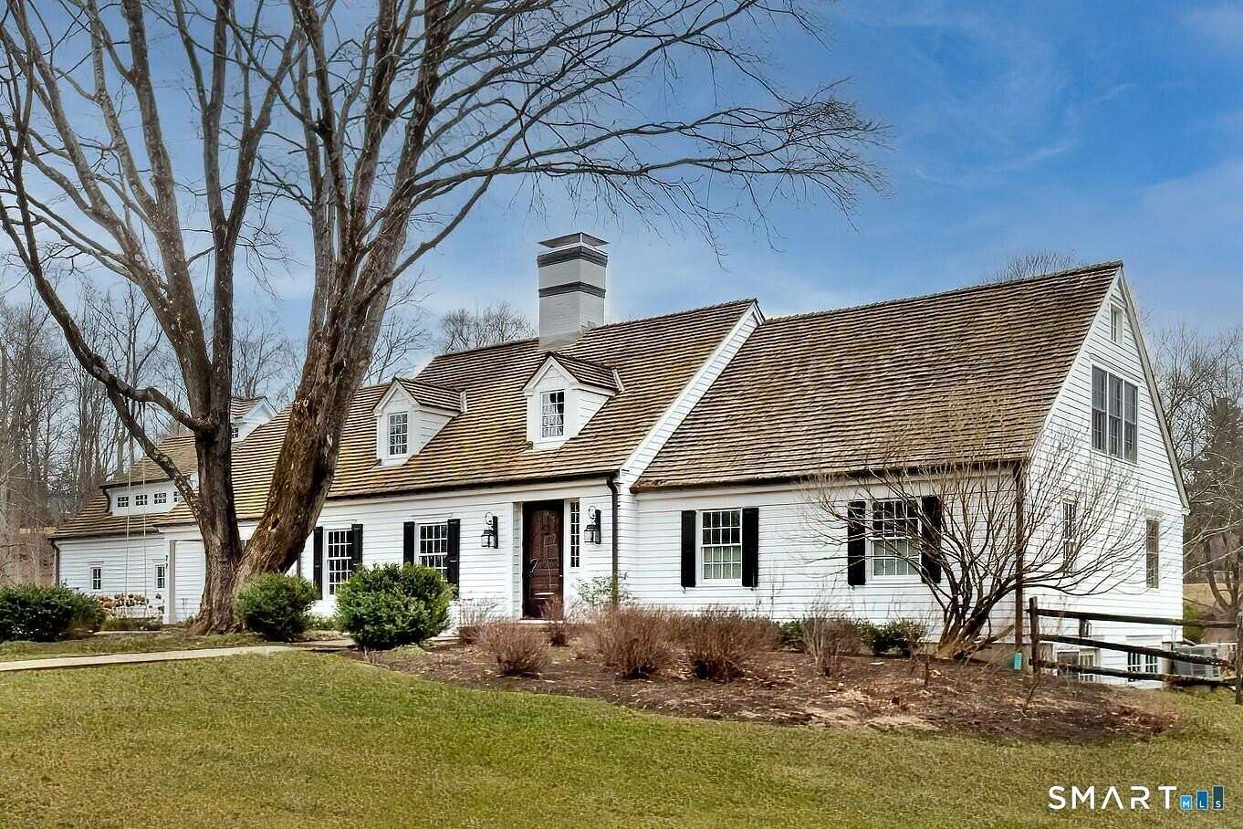 2.24 Acres of Land with Home for Sale in Ridgefield, Connecticut