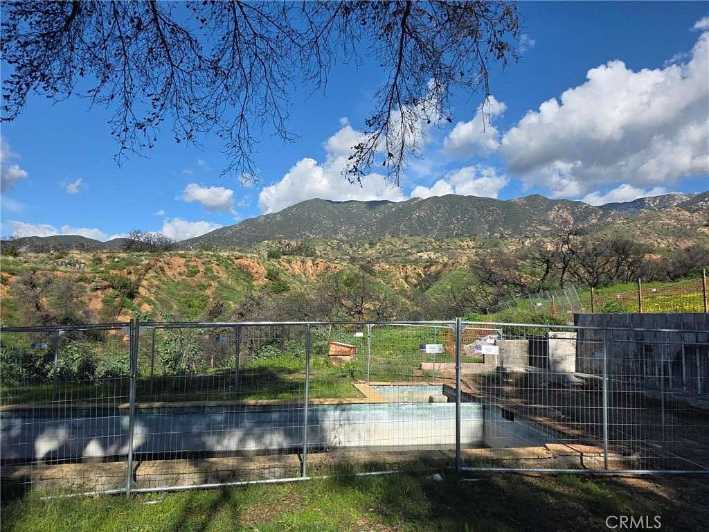 0.53 Acres of Residential Land for Sale in Altadena, California
