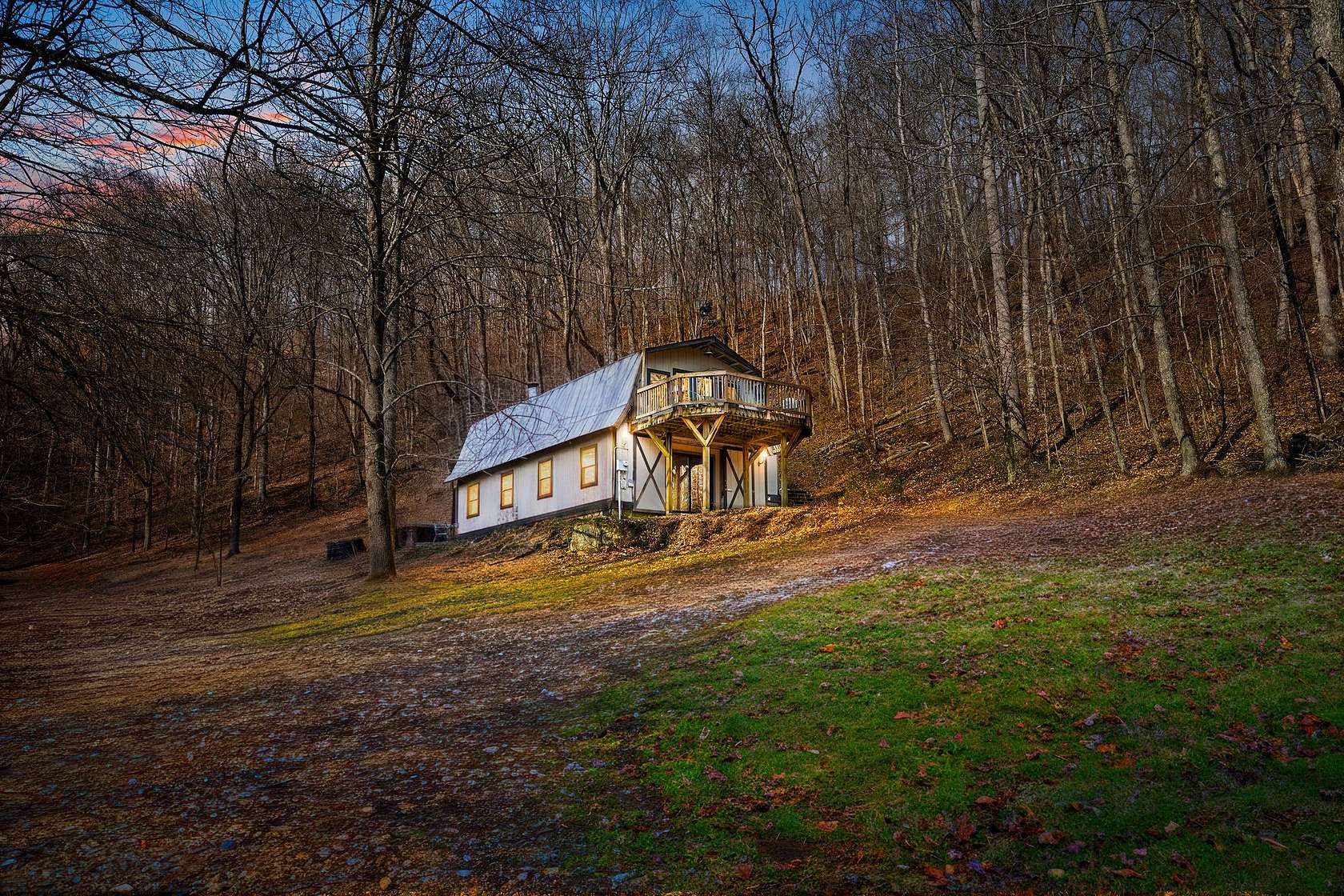 27.5 Acres of Land with Home for Sale in Franklin, Tennessee