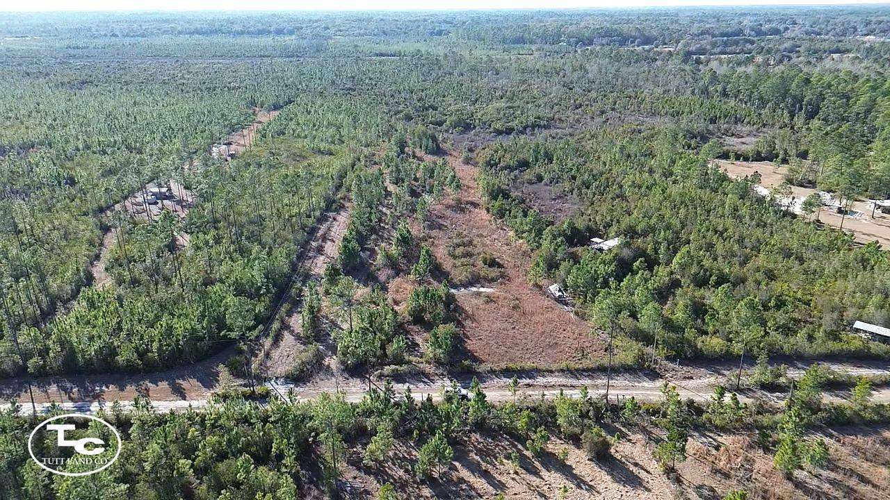 7.84 Acres of Land for Sale in Fort McCoy, Florida