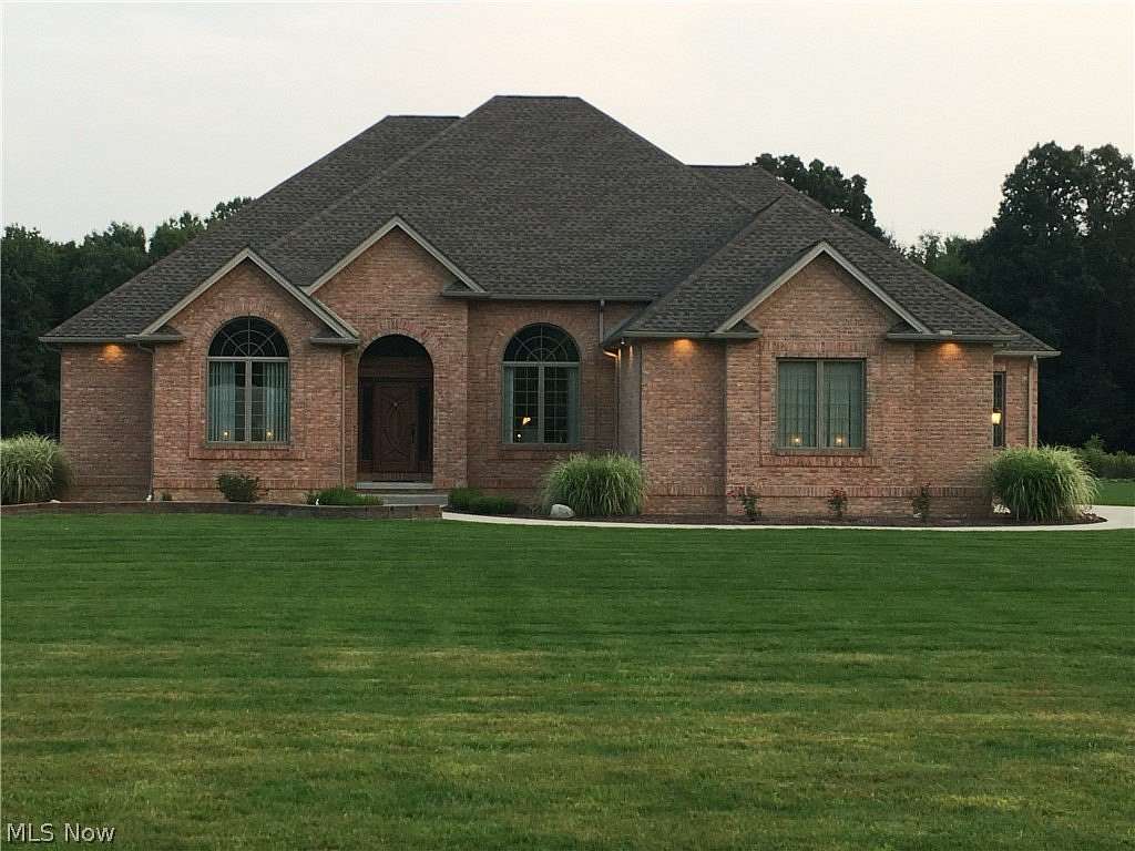 4.45 Acres of Land with Home for Sale in Newton Falls, Ohio