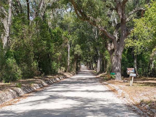 4 Acres of Residential Land for Sale in Lake City, Florida