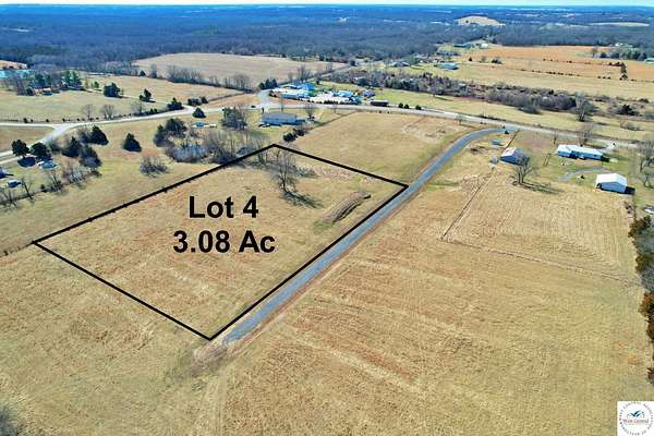3 Acres of Residential Land for Sale in Sedalia, Missouri