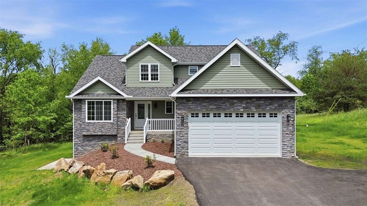 3.5 Acres of Land with Home for Sale in Lower Burrell, Pennsylvania