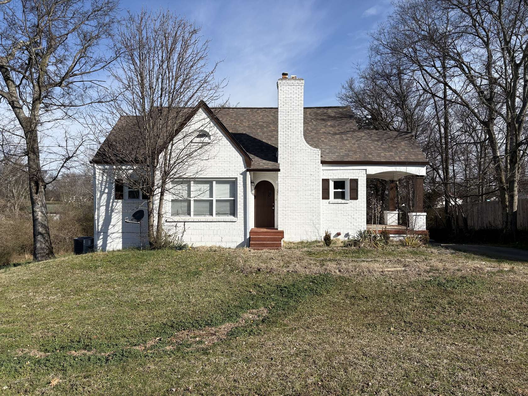 1.52 Acres of Land with Home for Sale in Lewisburg, Tennessee