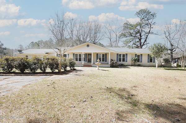 26.3 Acres of Land with Home for Sale in Silver Creek, Mississippi