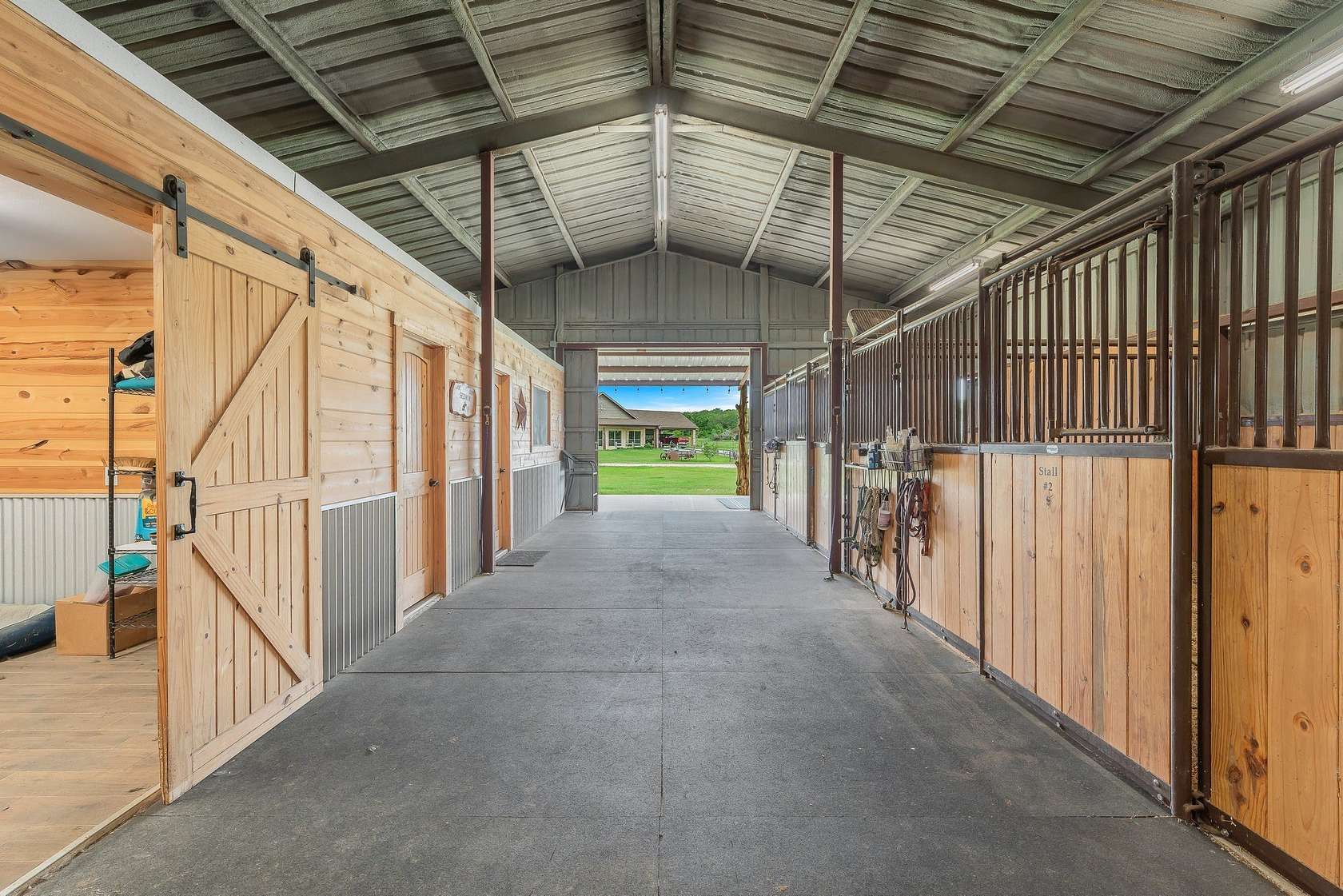 15 Acres of Land with Home for Sale in Valley View, Texas