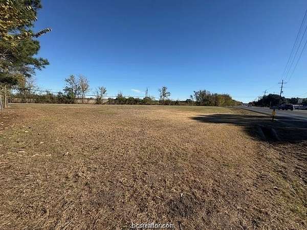 0.32 Acres of Mixed-Use Land for Sale in Navasota, Texas