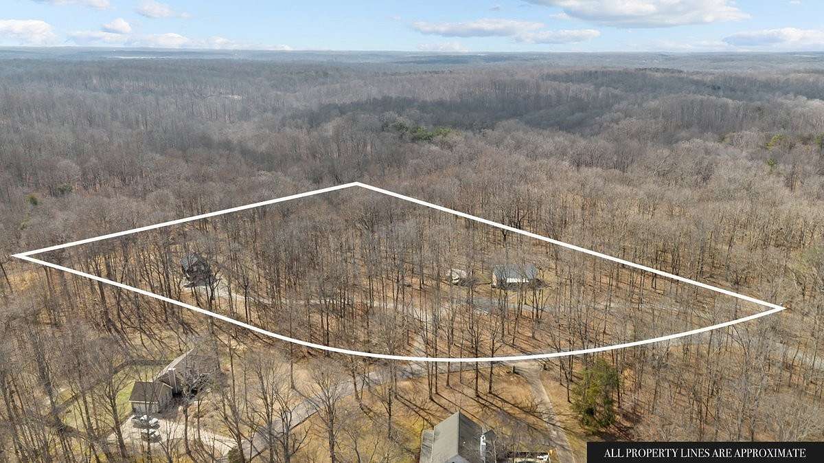 4.76 Acres of Land with Home for Sale in Kingston Springs, Tennessee