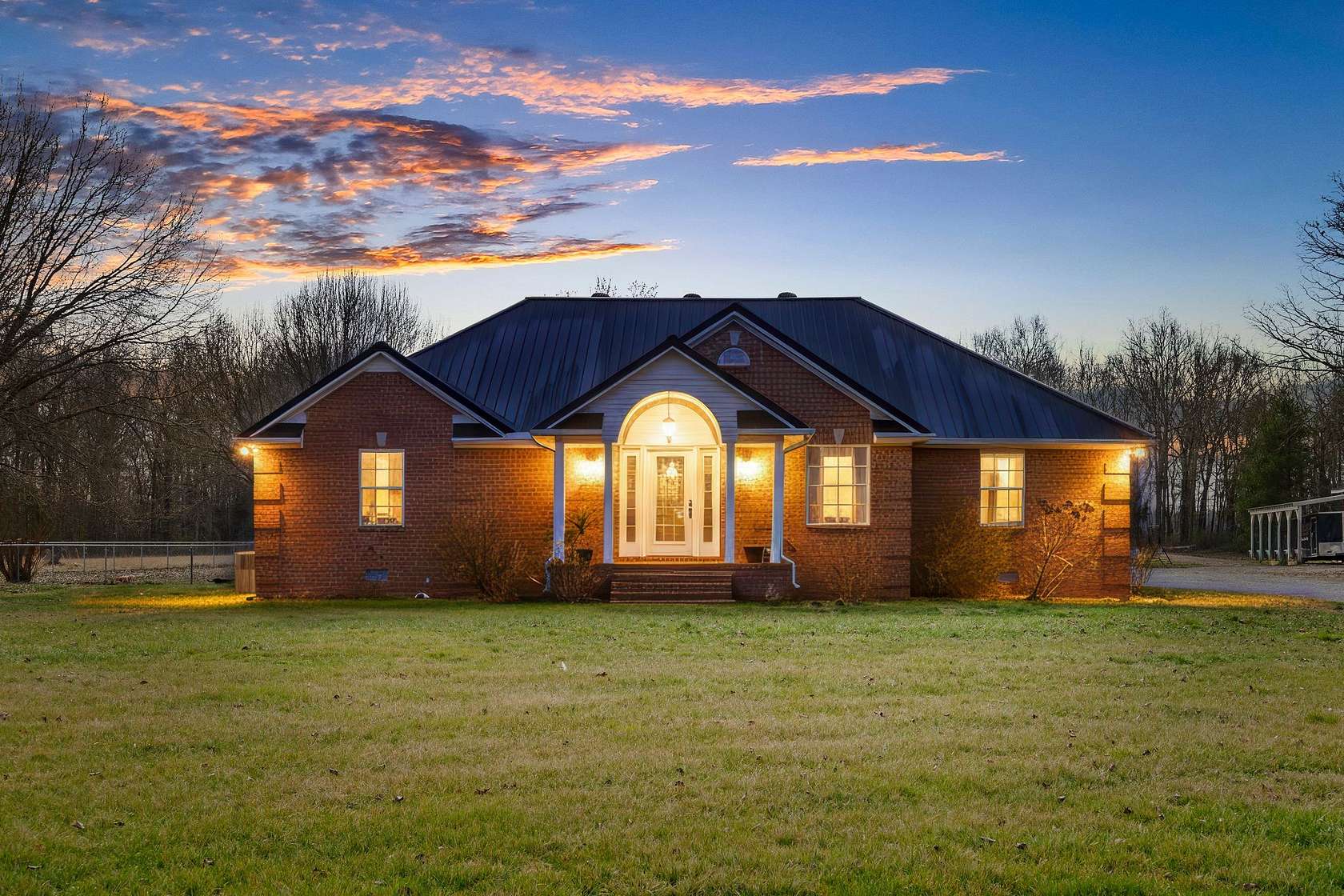 16 Acres of Land for Sale in Manchester, Tennessee