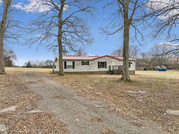 5 Acres of Land with Home for Sale in Mount Juliet, Tennessee