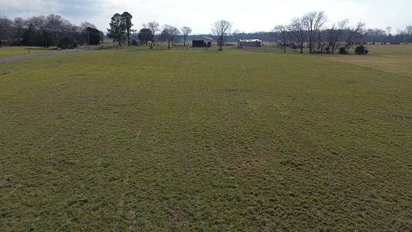 1 Acre of Residential Land for Sale in Decherd, Tennessee