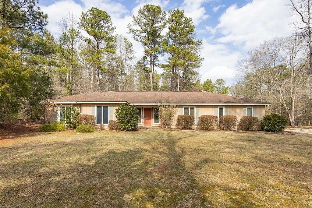 3 Acres of Land with Home for Sale in Columbus, Georgia