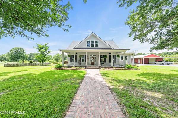 15 Acres of Recreational Land with Home for Sale in Sunset, Louisiana