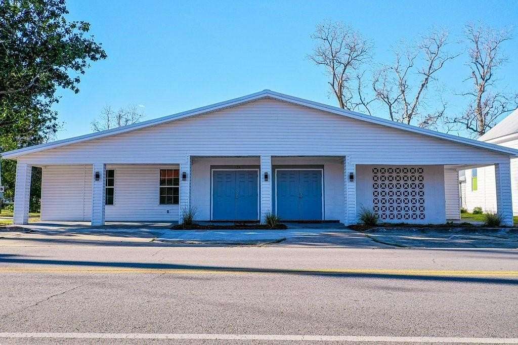 0.59 Acres of Commercial Land for Sale in Blackshear, Georgia