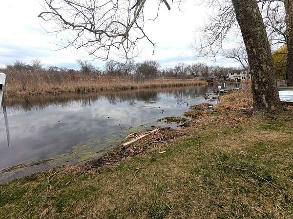 0.13 Acres of Residential Land for Sale in Wauconda, Illinois