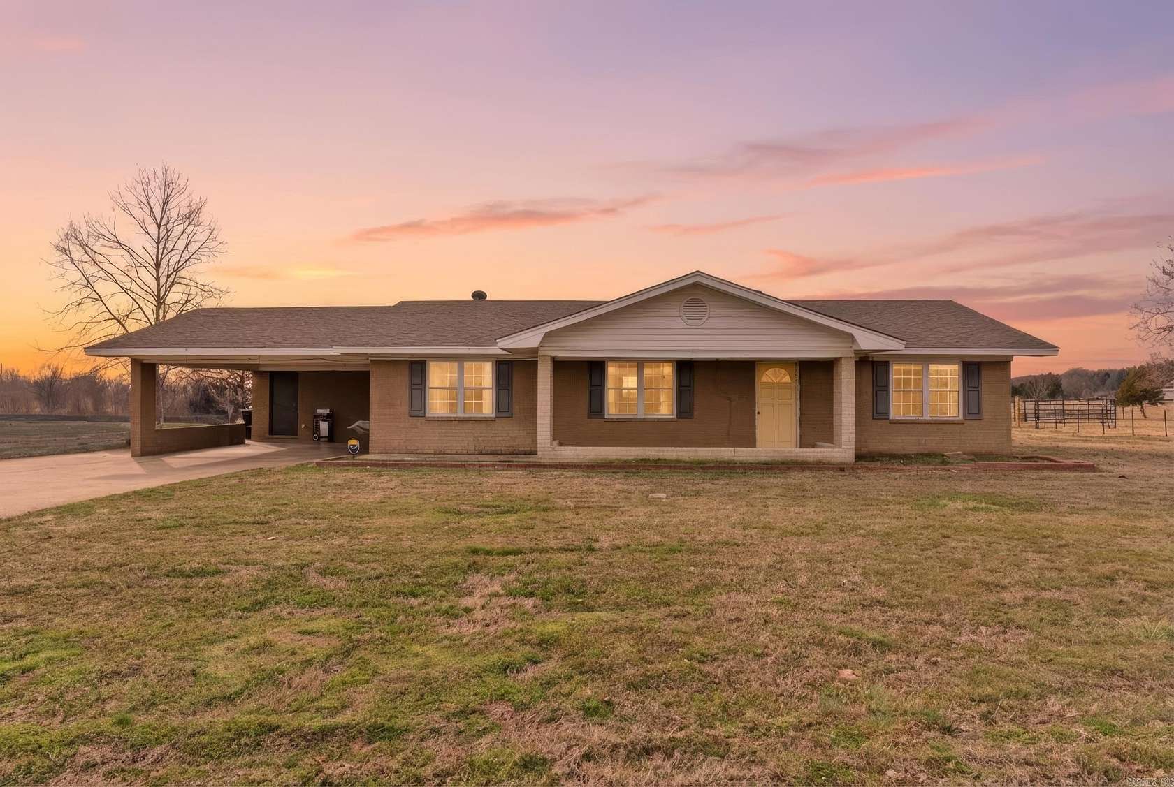 3 Acres of Land with Home for Sale in Damascus, Arkansas