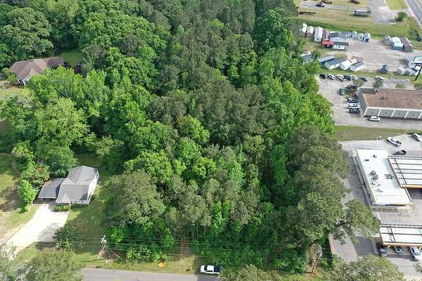 2.9 Acres of Commercial Land for Sale in Laurel, Mississippi