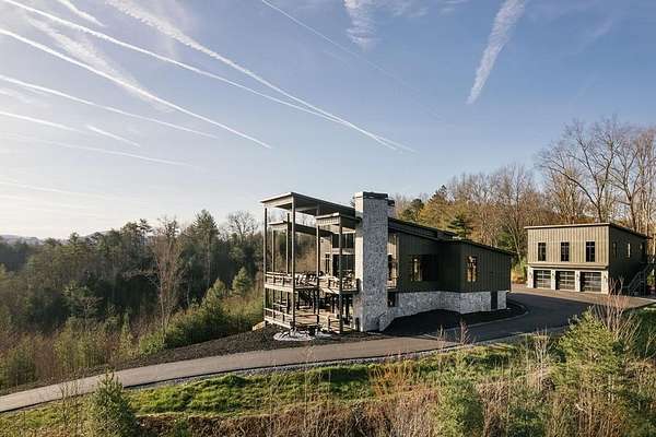 16.4 Acres of Land with Home for Sale in Mineral Bluff, Georgia