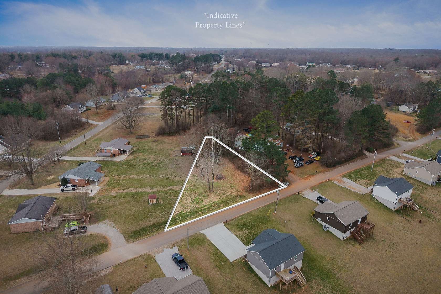 0.33 Acres of Residential Land for Auction in Morrison, Tennessee