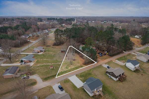 0.33 Acres of Residential Land for Auction in Morrison, Tennessee