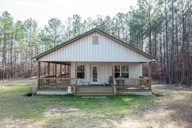 1.5 Acres of Land with Home for Sale in Ackerman, Mississippi