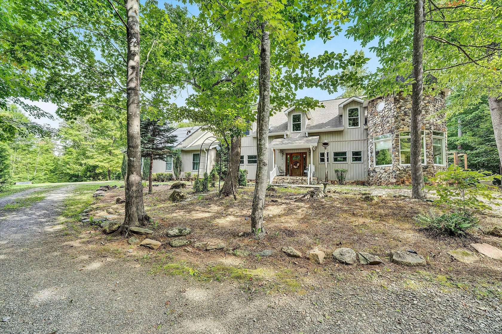 25 Acres of Land with Home for Sale in Martinsville, Virginia