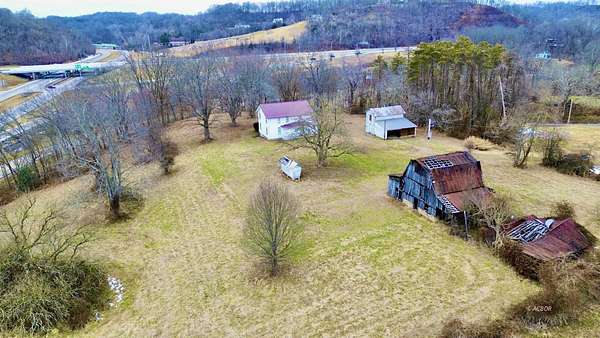 5 Acres of Improved Mixed-Use Land for Sale in Pomeroy, Ohio